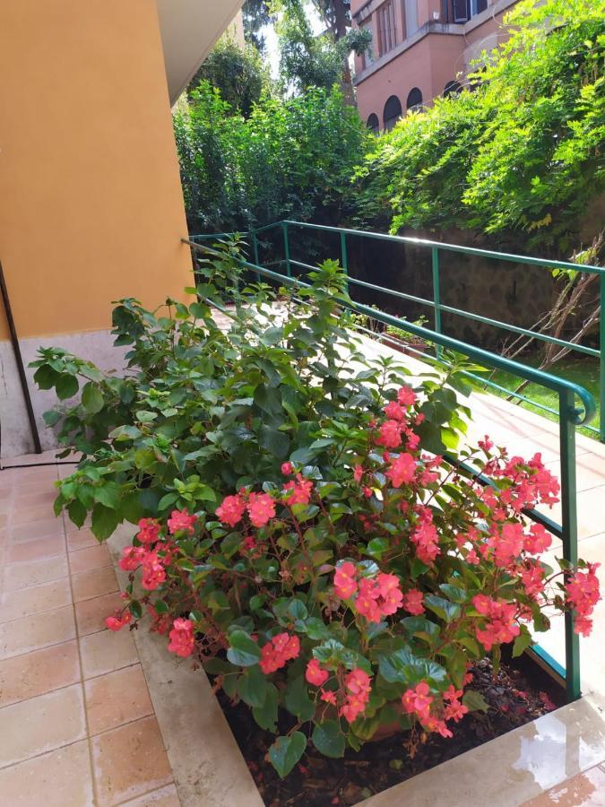 Angolo Sul Giardino Rome Exterior photo